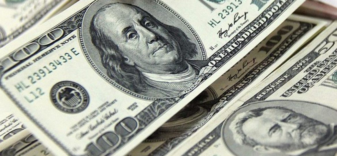 Розничные цены на бензин в России в 2018 году выросли на 9,4% по сравнению с 2017-м годом
