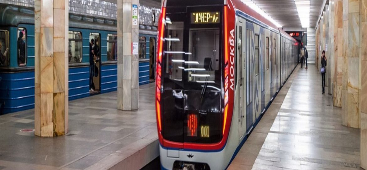 В московском метро работает 57 тысяч человек