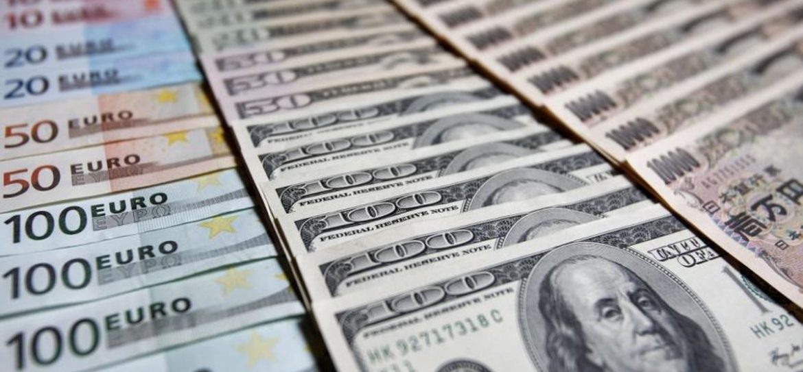 Новак: «В январе стоимость бензина выросла примерно на 1,7%»