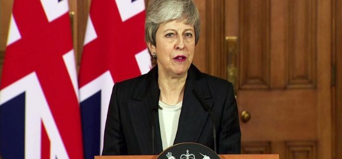 Мэй «перевела стрелки» за Brexit