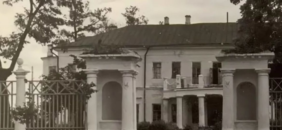 В Волоколамске разрушаются усадьбы Безобразовых и Чернышевых XVIII в.
