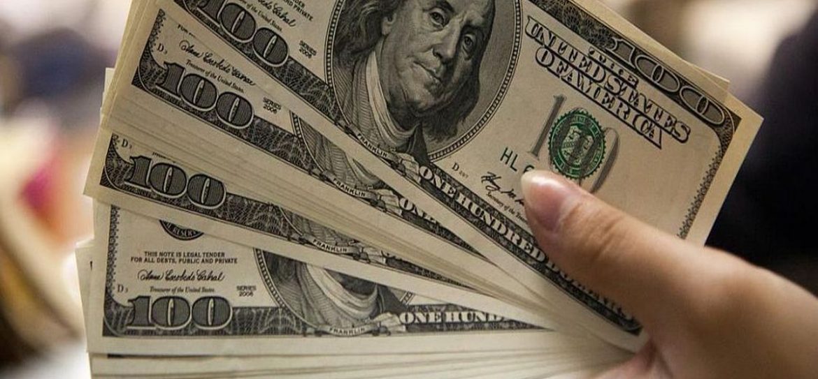 Россиян с низкими доходами хотят освободить от уплаты налогов