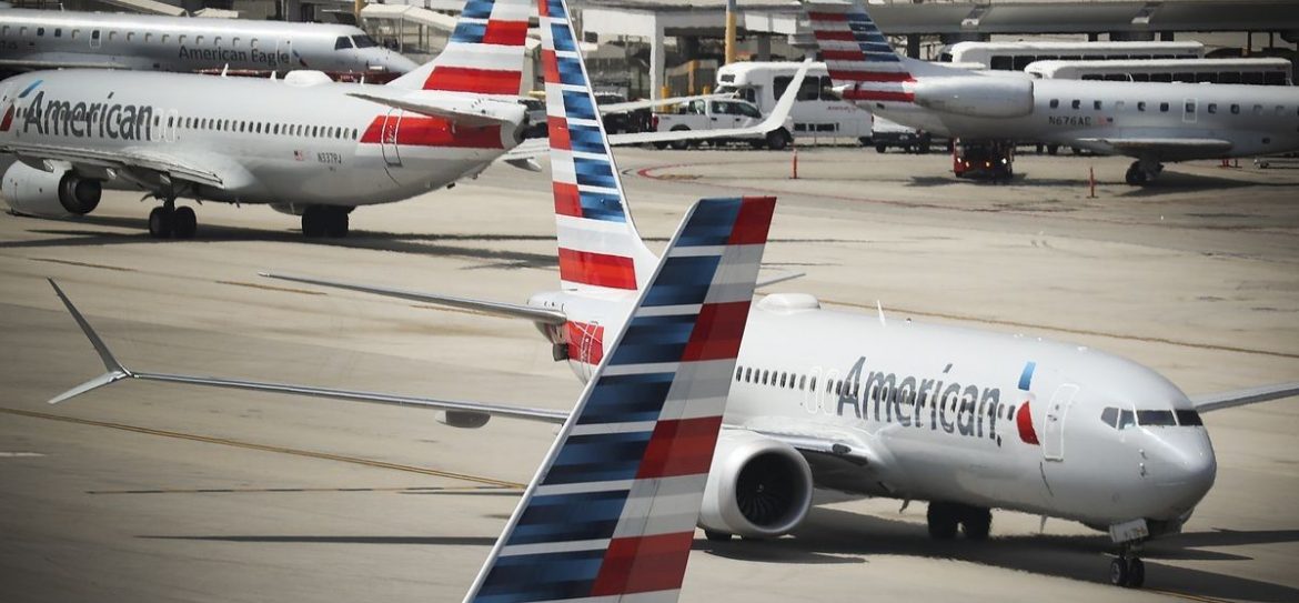 American Airlines отказалась от услуг Boeing