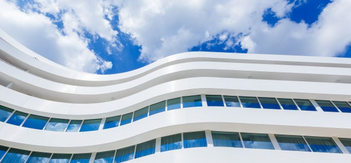 Виртуальный гид, знакомящий с памятниками природы, истории и культуры, появился в парке «Зарядье»