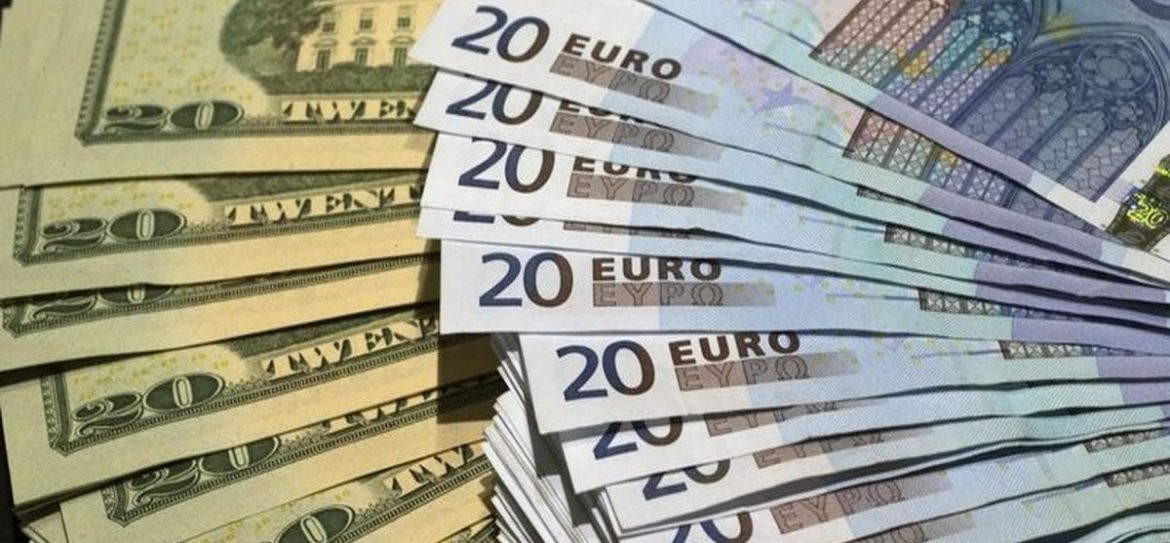 Держателям банковских карт предложат обналичивать деньги в любой торговой точке страны
