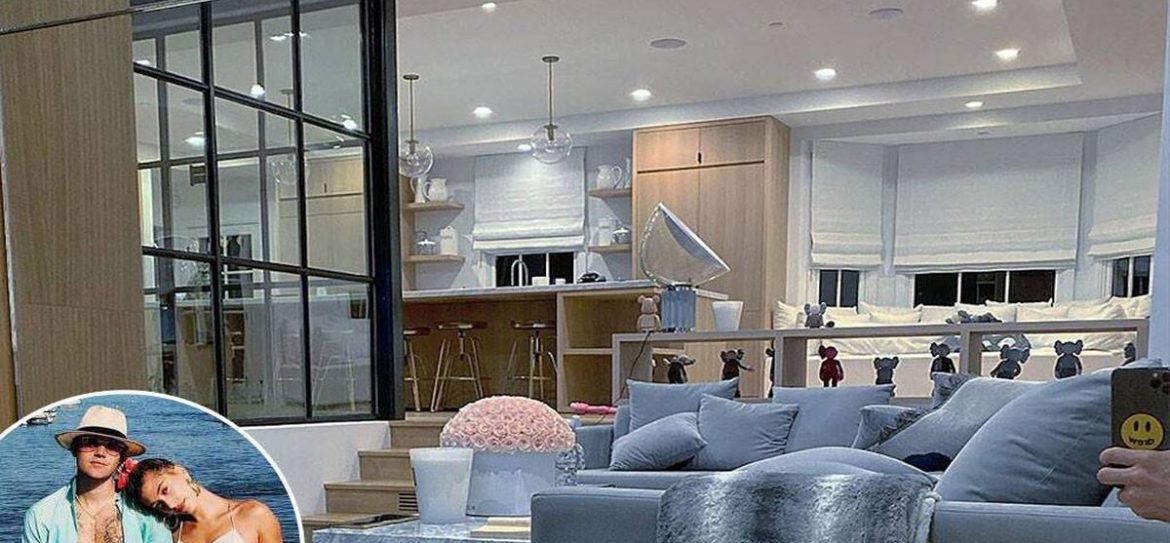 Джастин Бибер продает особняк в Беверли-Хиллз