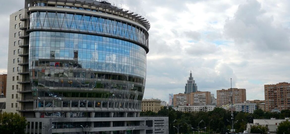 Сбер купил офис за 100 млн долларов